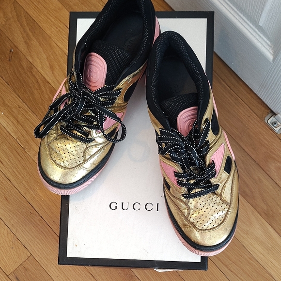 Gucci Women's Gold and Pink Sneakers - Picture 1 of 8